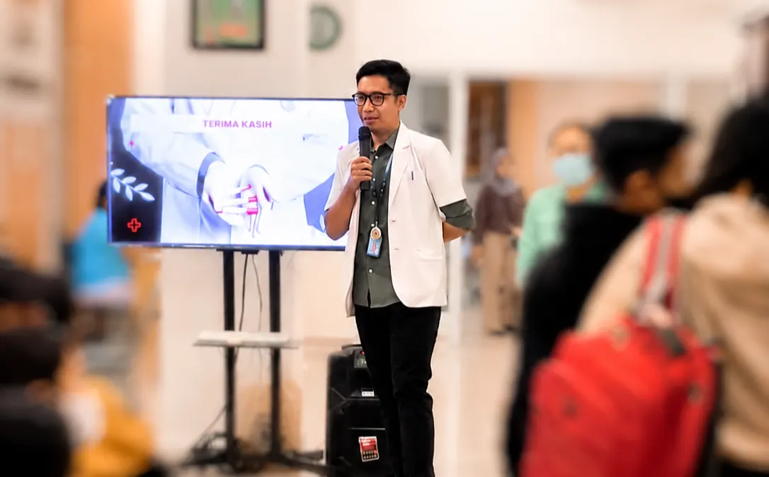 dr. Gus Bhaskara berbagi dalam diskusi kesehatan